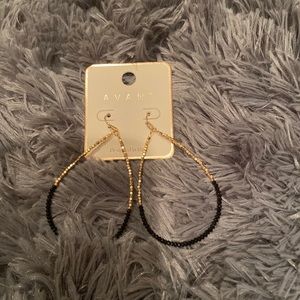 Gold nugget and black crystal teardrop earrings